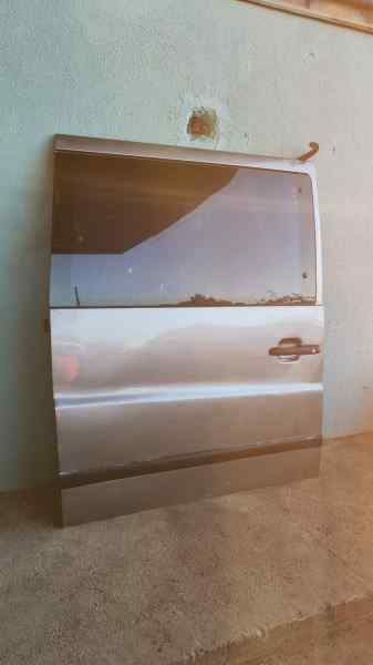 PUERTA LATERAL CORREDERA DERECHA MERCEDES VITO (W638) COMBI