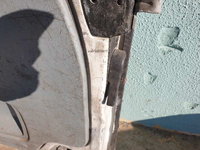 CERRADURA PUERTA TRASERA DERECHA 