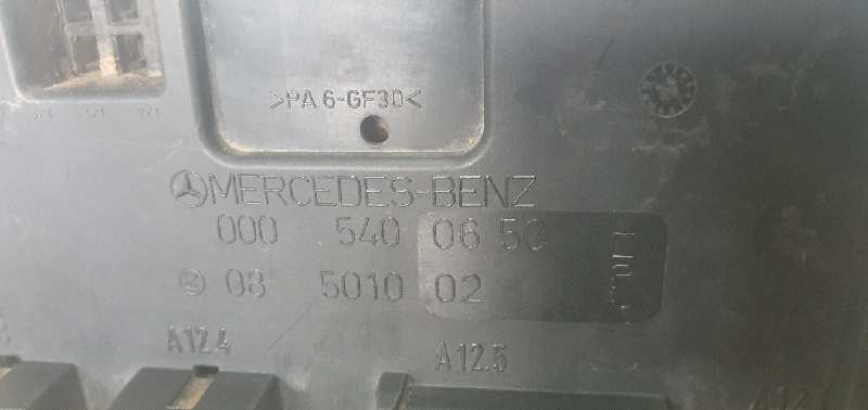 CAJA RELES - FUSIBLES