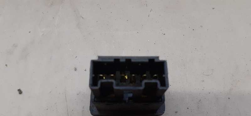 03035112 MANDO ELEVALUNAS DELANTERO DERECHO LAND ROVER FREELANDER (LN)