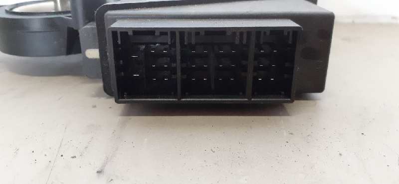 MOTOR ELEVALUNAS DELANTERO DERECHO