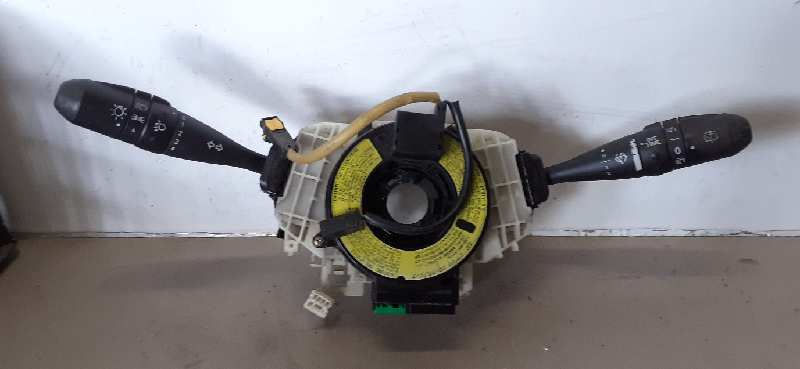 MR986420 MANDO LUCES MITSUBISHI COLT BERLINA 3 (CZ)