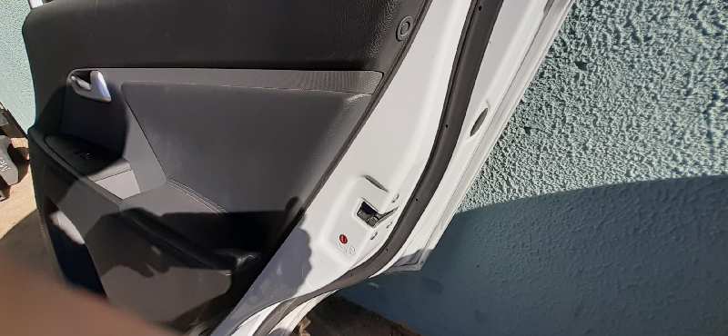 CERRADURA PUERTA TRASERA DERECHA 