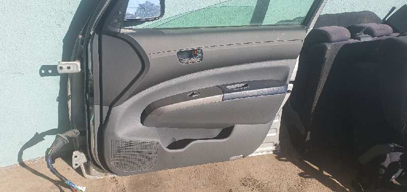 ELEVALUNAS DELANTERO DERECHO