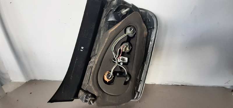 PILOTO TRASERO IZQUIERDO