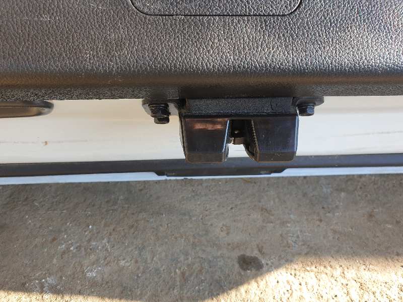 CERRADURA MALETERO - PORTON