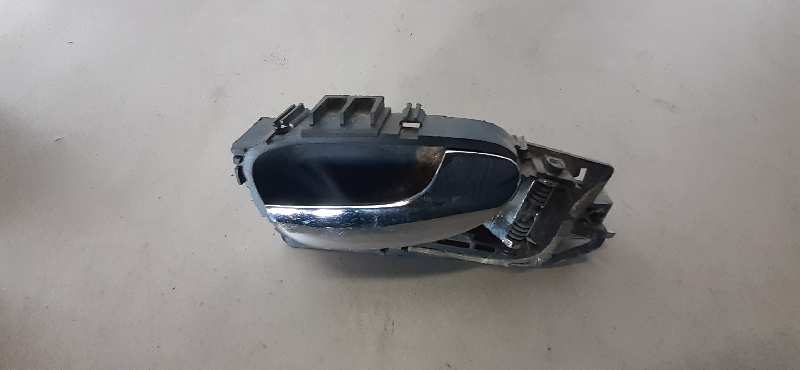 MANETA INTERIOR TRASERA DERECHA