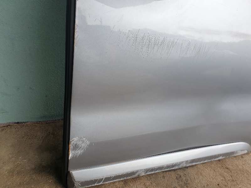 PUERTA LATERAL CORREDERA IZQUIERDA