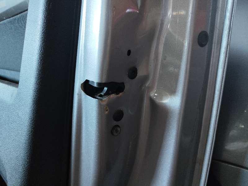CERRADURA PUERTA DELANTERA DERECHA