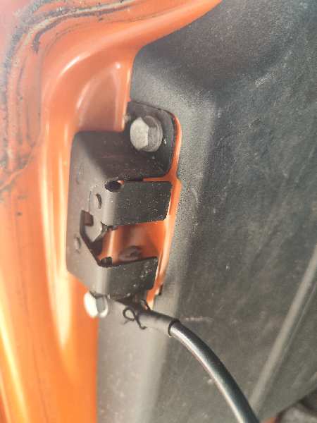 CERRADURA MALETERO - PORTON