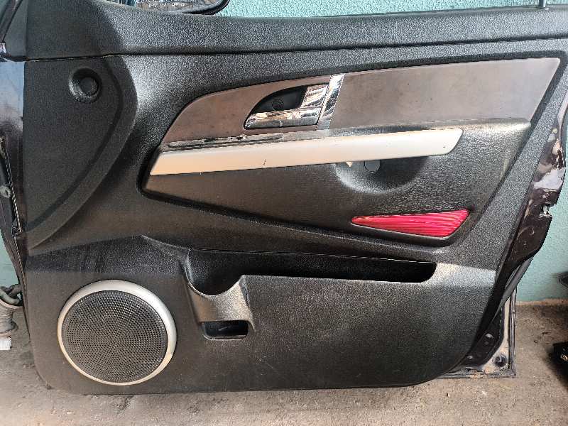 ELEVALUNAS DELANTERO DERECHO