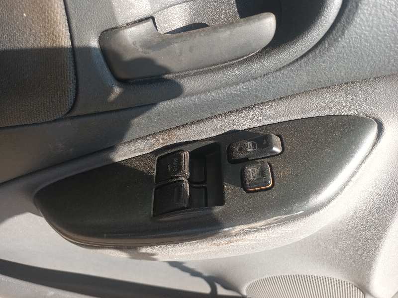 MANDO ELEVALUNAS DELANTERO IZQUIERDO 