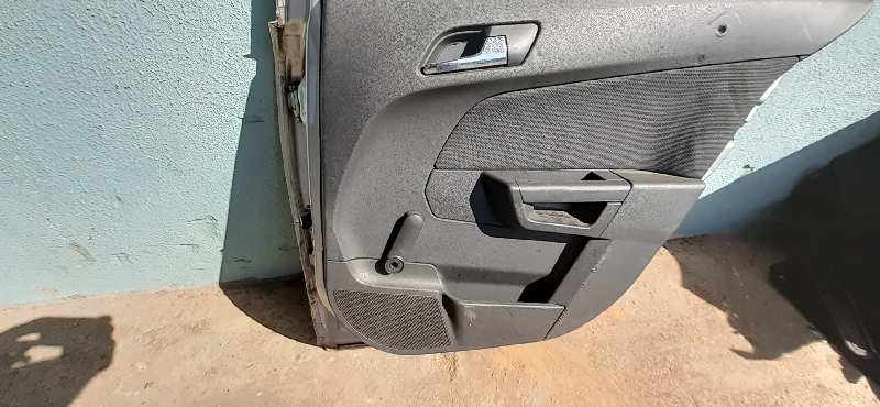 ELEVALUNAS TRASERO DERECHO