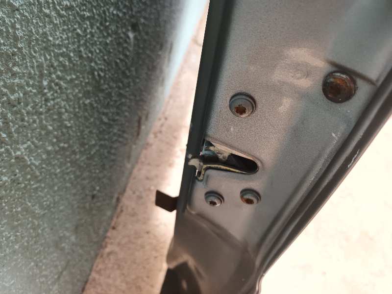 CERRADURA PUERTA DELANTERA DERECHA