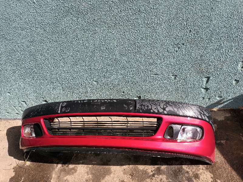 PARAGOLPES DELANTERO