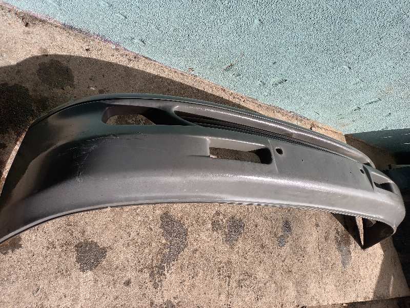 PARAGOLPES DELANTERO