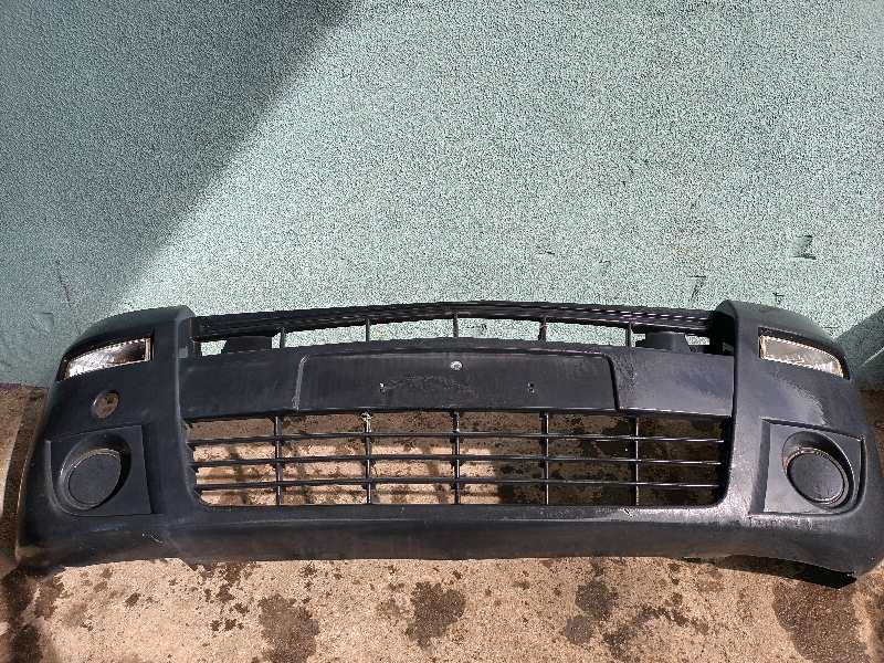 PARAGOLPES DELANTERO