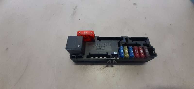 CAJA RELES - FUSIBLES