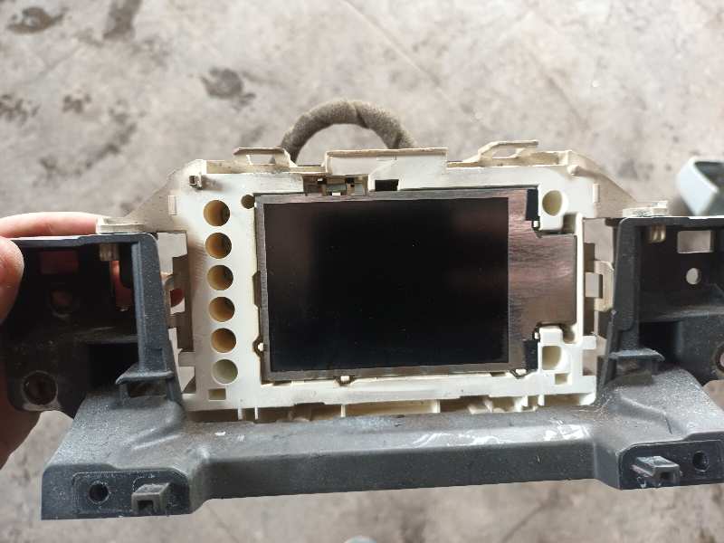 PANTALLA MULTIFUNCION