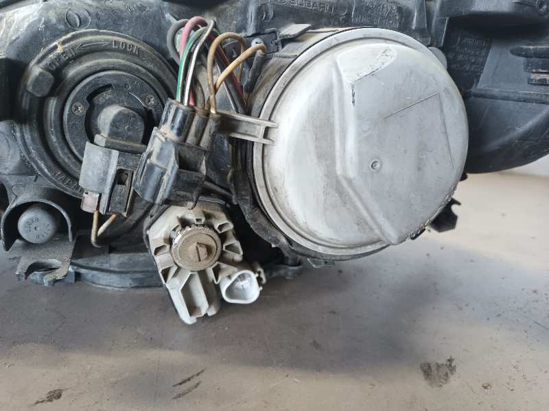 10020953 FARO DERECHO SUBARU LEGACY FAMILIAR-OUTBACK B13 (BP)