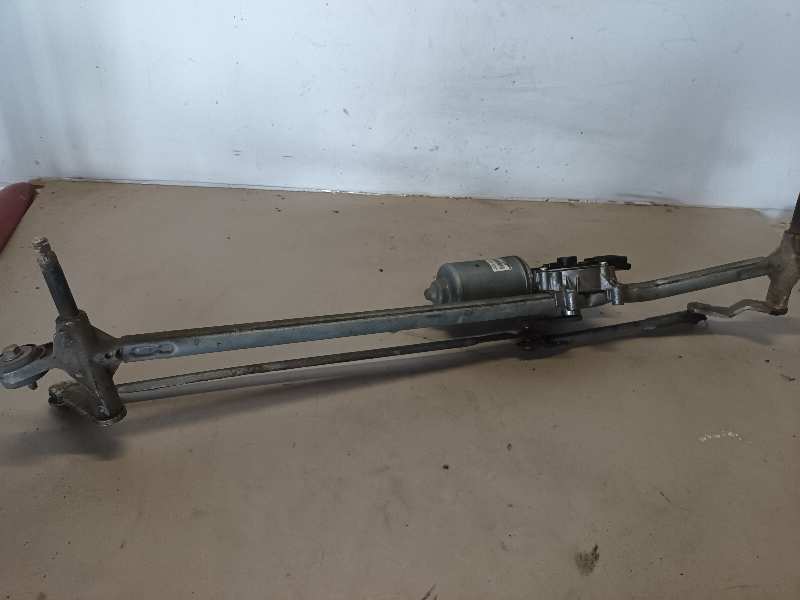 MOTOR LIMPIA DELANTERO