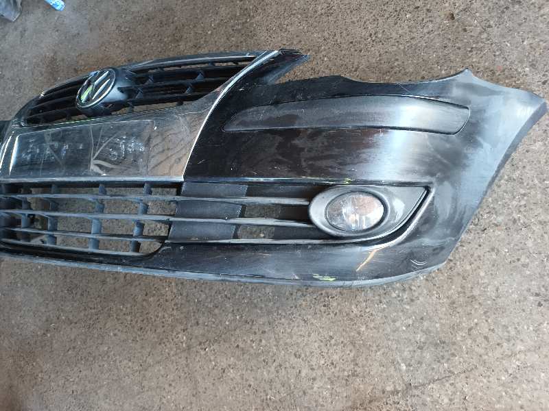 PARAGOLPES DELANTERO