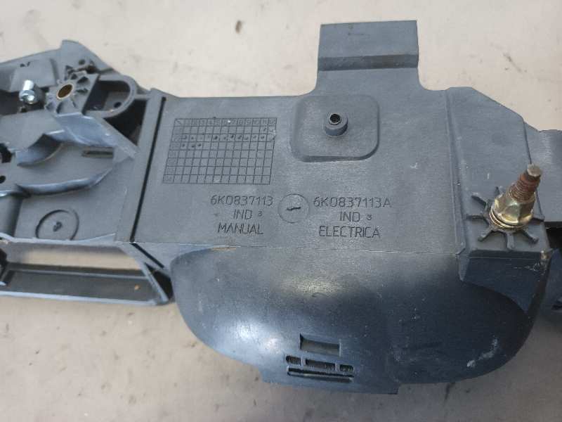 MANETA INTERIOR DELANTERA IZQUIERDA