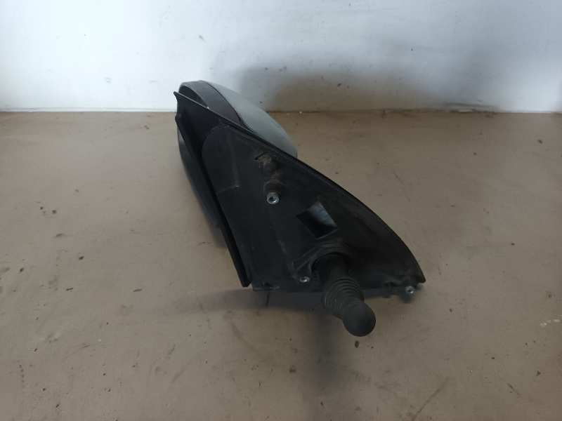 RETROVISOR IZQUIERDO