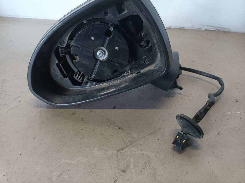 RETROVISOR IZQUIERDO