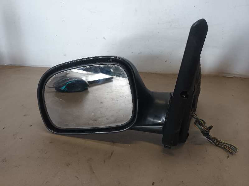 RETROVISOR IZQUIERDO