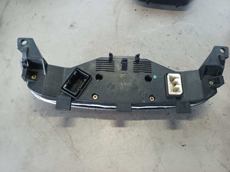 735359889 WARNING FIAT PUNTO BERLINA (188)