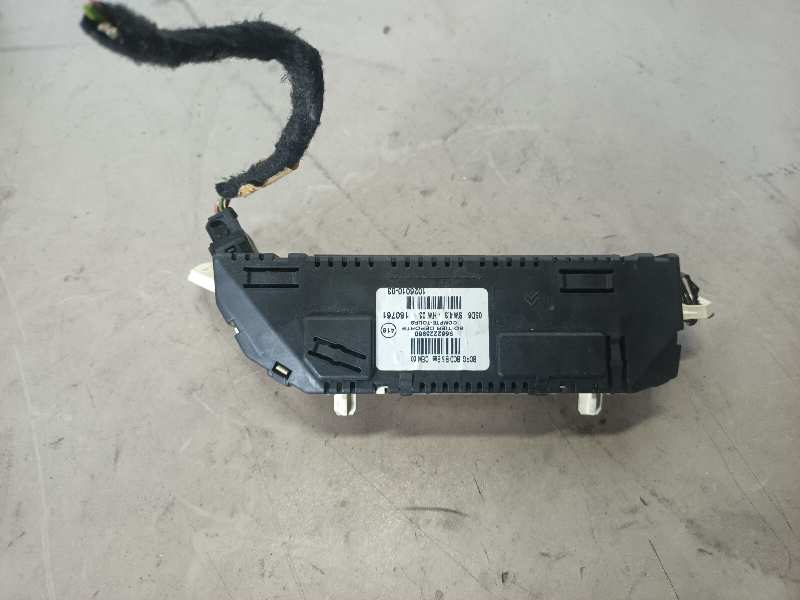 PANTALLA MULTIFUNCION