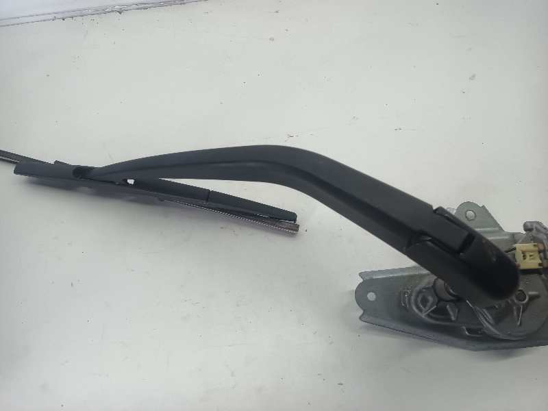 BRAZO LIMPIA TRASERO