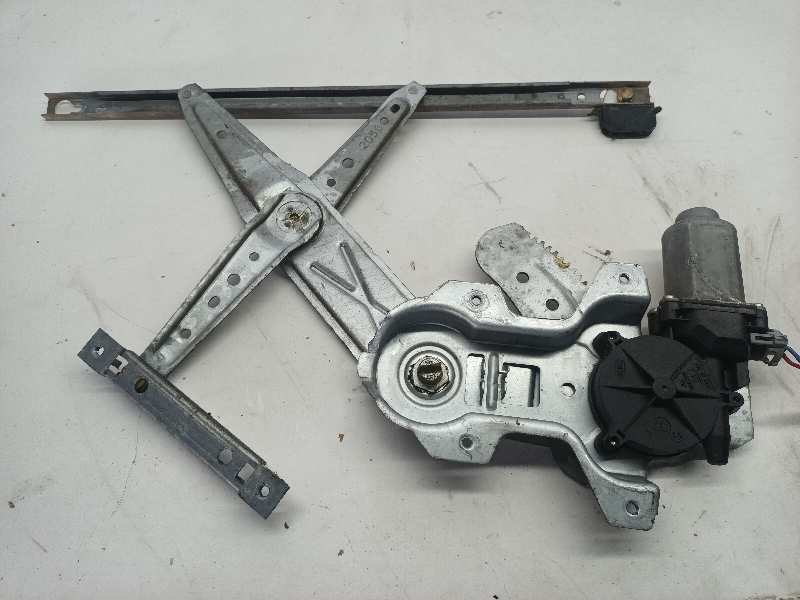 ELEVALUNAS TRASERO DERECHO