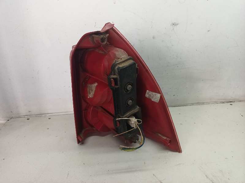 PILOTO TRASERO IZQUIERDO