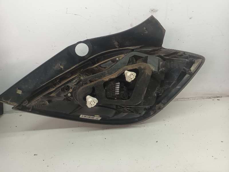 PILOTO TRASERO IZQUIERDO