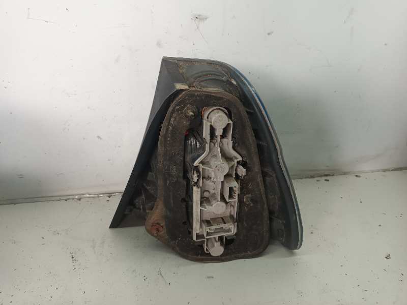 PILOTO TRASERO IZQUIERDO