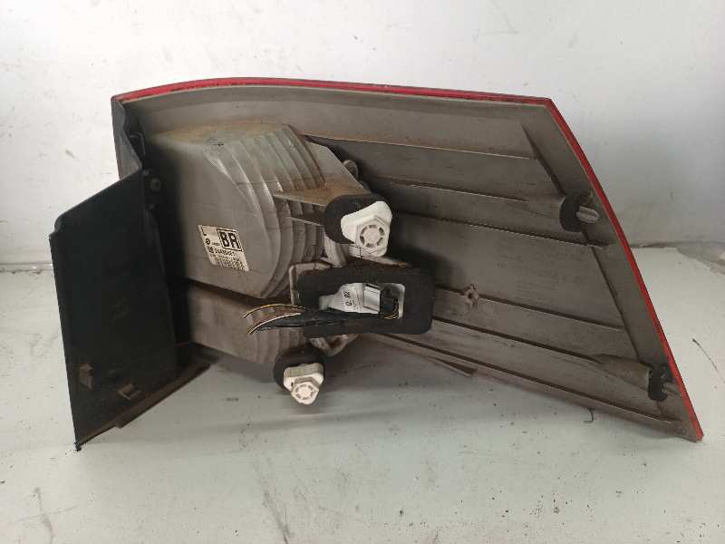 PILOTO TRASERO IZQUIERDO