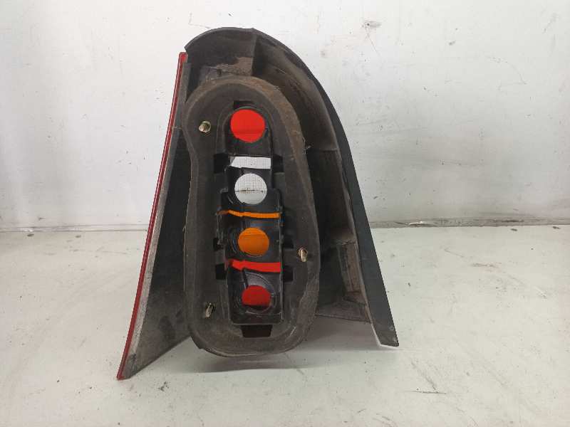 PILOTO TRASERO DERECHO