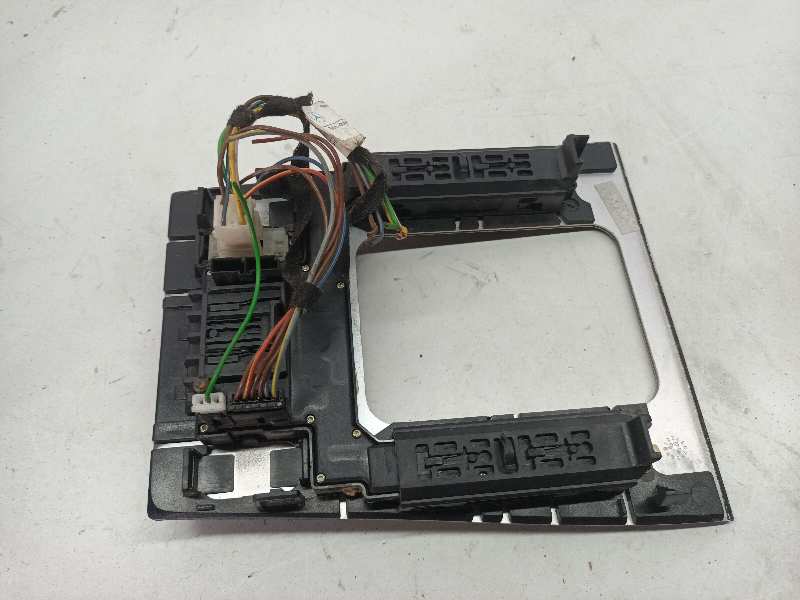 MANDO ELEVALUNAS DELANTERO IZQUIERDO 