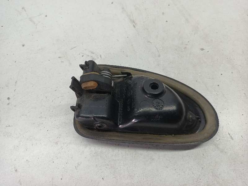 MANETA INTERIOR DELANTERA DERECHA RENAULT CLIO II FASE I (B-CBO)