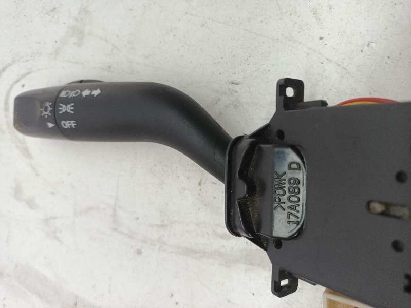 17A089 MANDO INTERMITENTES TOYOTA LAND CRUISER (J12)