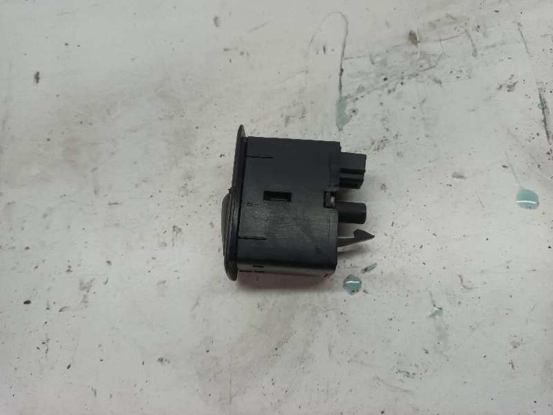 MANDO ELEVALUNAS TRASERO IZQUIERDO