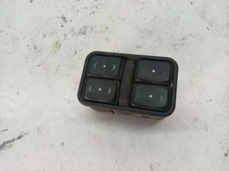 MANDO ELEVALUNAS DELANTERO IZQUIERDO 