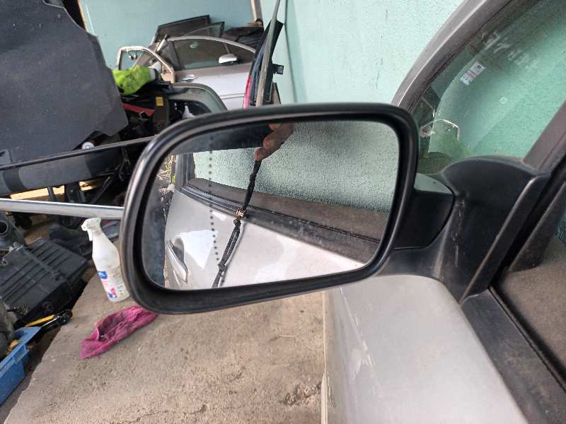 RETROVISOR IZQUIERDO