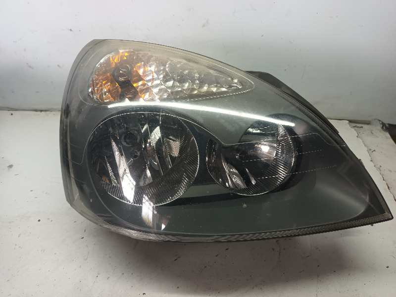 8200478985J FARO DERECHO RENAULT CLIO II FASE II (B-CB0)