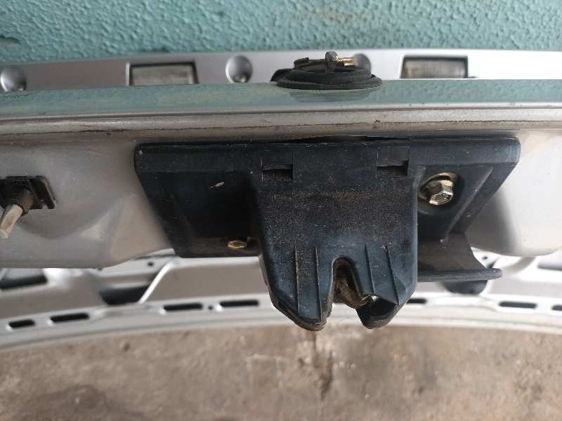 CERRADURA MALETERO PORTON MERCEDES CLASE C (W202) BERLINA