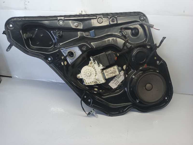 ELEVALUNAS TRASERO IZQUIERDO