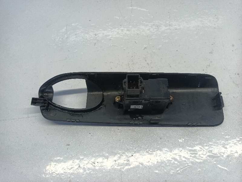 9619077 MANDO ELEVALUNAS DELANTERO DERECHO DAEWOO TACUMA