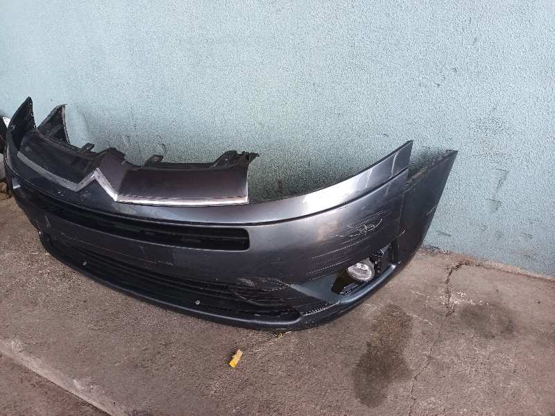 PARAGOLPES DELANTERO